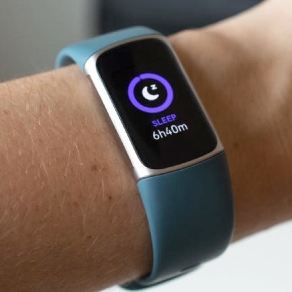 Fitbit Charge 5